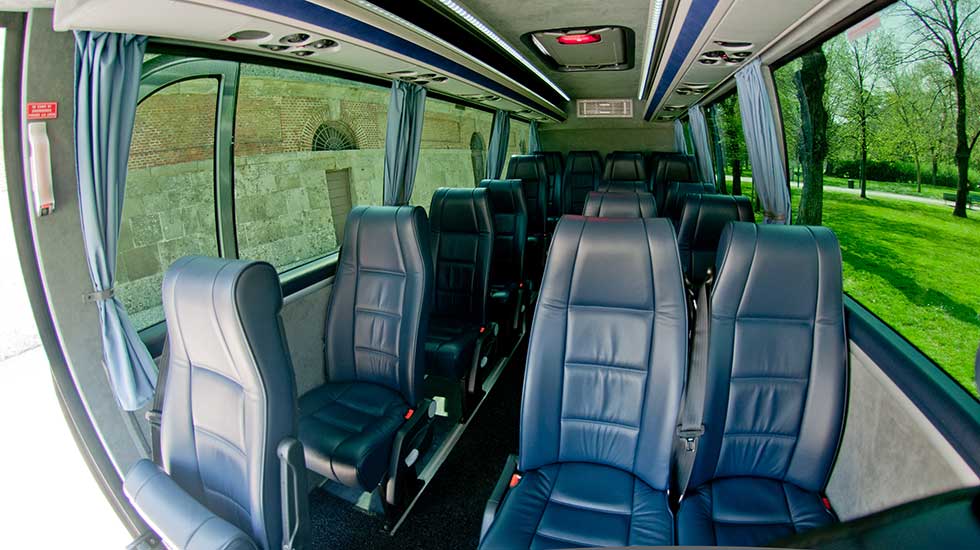 Мерседес Sprinter 315 Luxury 16 мест Long: детали