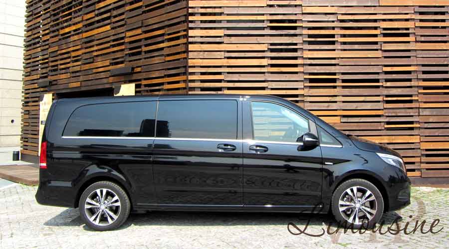 Ультрадлинный Мерседес V Класс 250 Premium 4Matic : вид сбоку