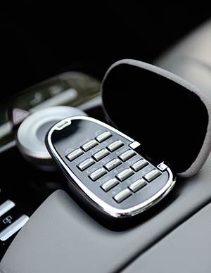 Телефон и бесплатный wi-fi в автомобиле